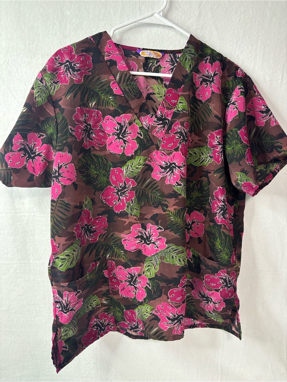 Pink Floral Short Sleeve Scrub Top V Neck XL